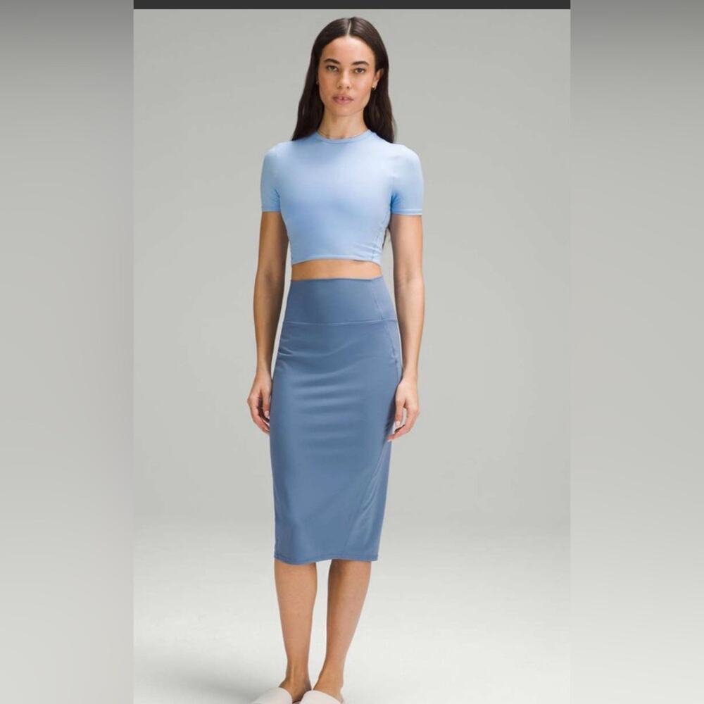 NEW Lululemon Nulu Slim-Fit High-Rise Maxi Skirt in the color Pool Party SZ 4
